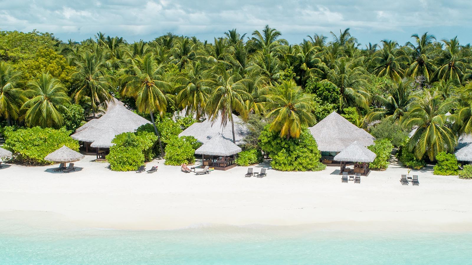 Kihaa Maldives Resort beach